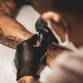 Tatuaje-estudioak